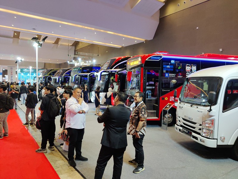 Busworld Southeast Asia 2024 - people